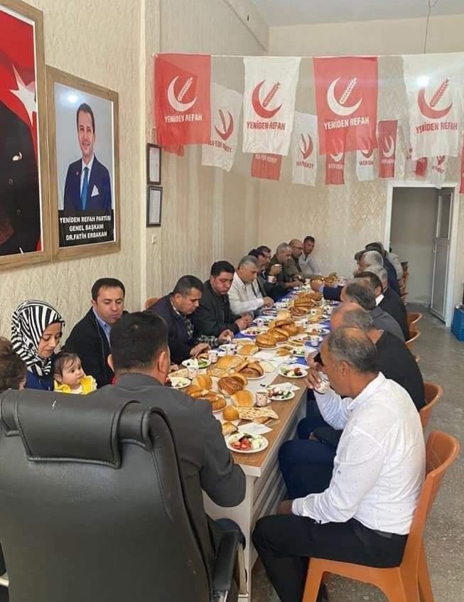 BAŞKAN COŞKUN KUŞ İSTİŞAREDE BULUNUYOR 